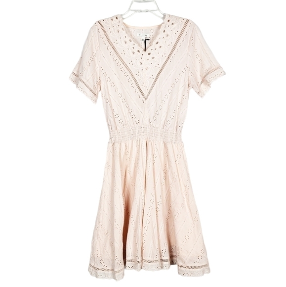 STELLAH Eyelet Scalloped Smocked Dress NWT pink - Picture 2 of 8